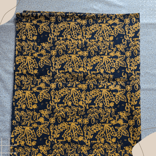 Batik Kerinci motif campuran Sirih, Keladi, dan Daun Cengkeh, kaya akan makna alam dan budaya, tersedia di batikkerinci.com.