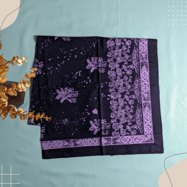 Batik Kerinci motif bercak Suhain dan pohon beringin, simbol keteguhan dan kebijaksanaan. batik kerinci.com