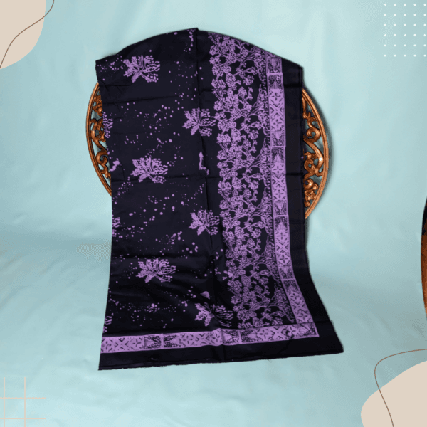 Batik Kerinci motif bercak Suhain dan pohon beringin, simbol keteguhan dan kebijaksanaan. batik kerinci.com